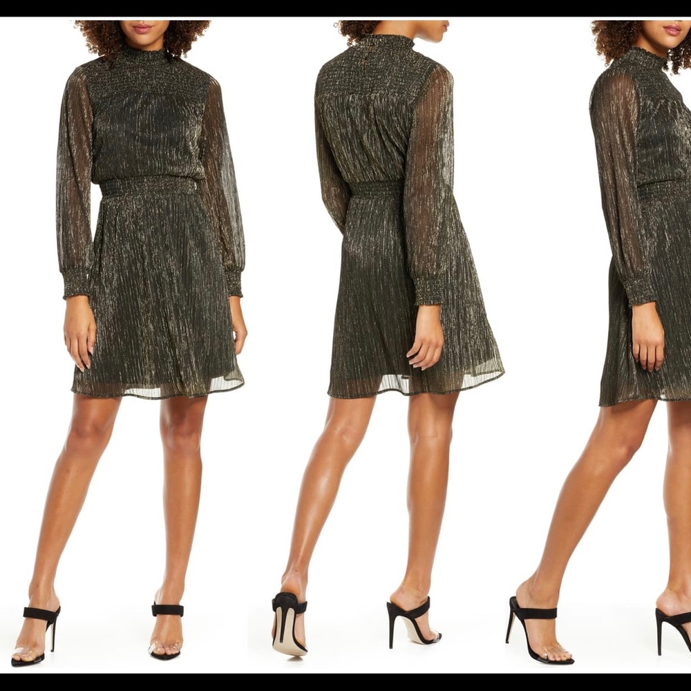 Green Mock Neck Knee length dress